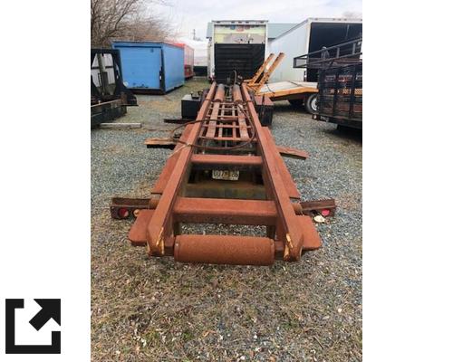 WHITE ROAD XPEDITOR 2 EQUIPMENT, MOUNTED ROLLOFF HOIST ASSEMBLY