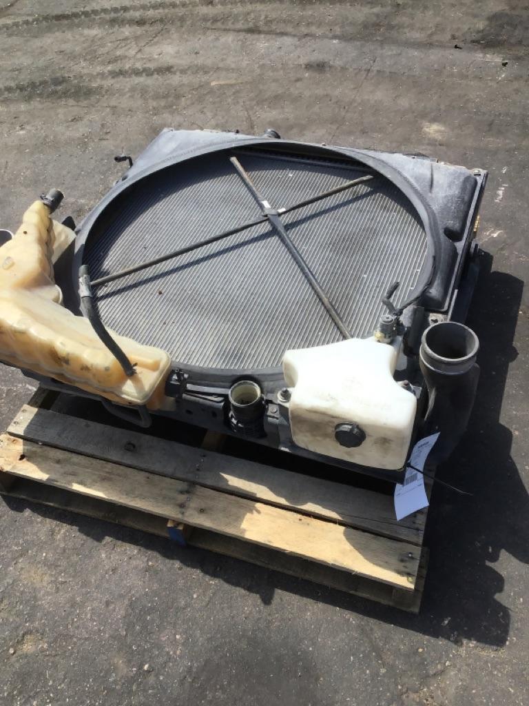 REF# PETERBILT 579 2016 COOLING ASSEMBLY (RAD COND ATAAC) 329844